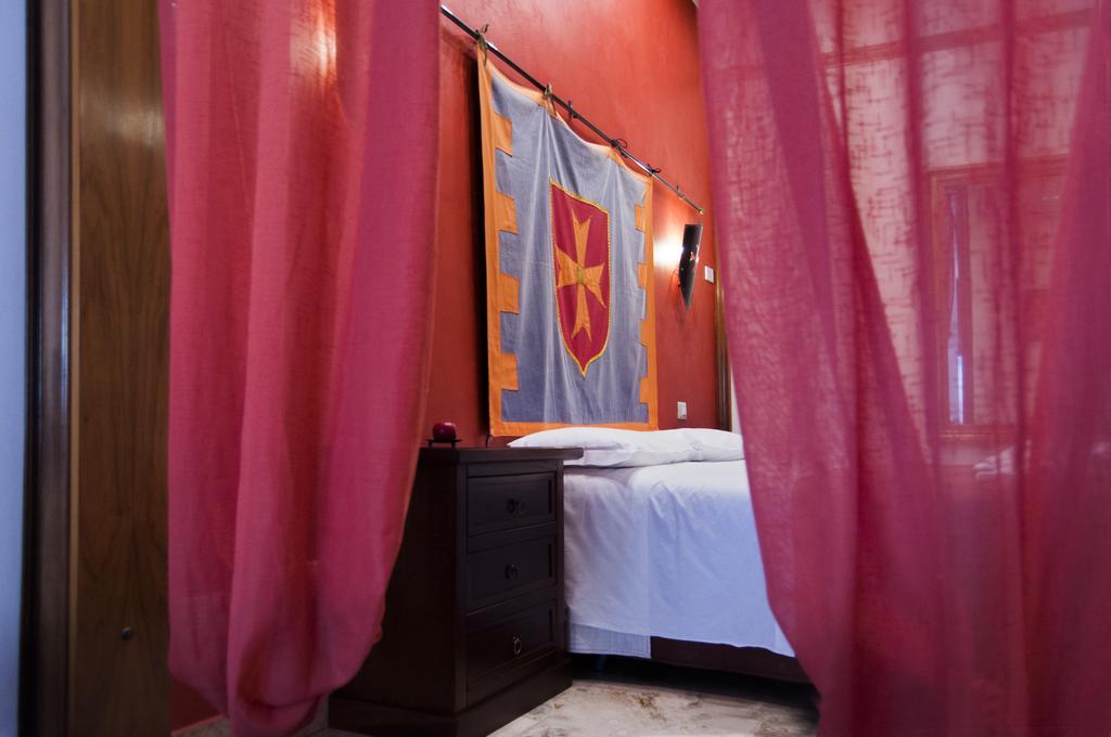 ピアッツァ・アルメリーナ B＆B ディモーラ デル コンテ Bed & Breakfast エクステリア 写真